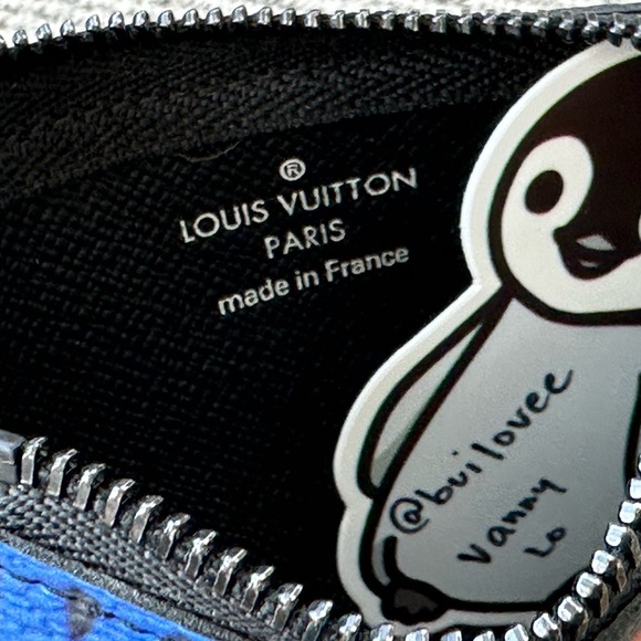 ❌SOLD❌💙❤️Louis Vuitton Monogram Eclipse LV Graffiti Key Pouch Multicolor🖤❤️ - Picture 5 of 9